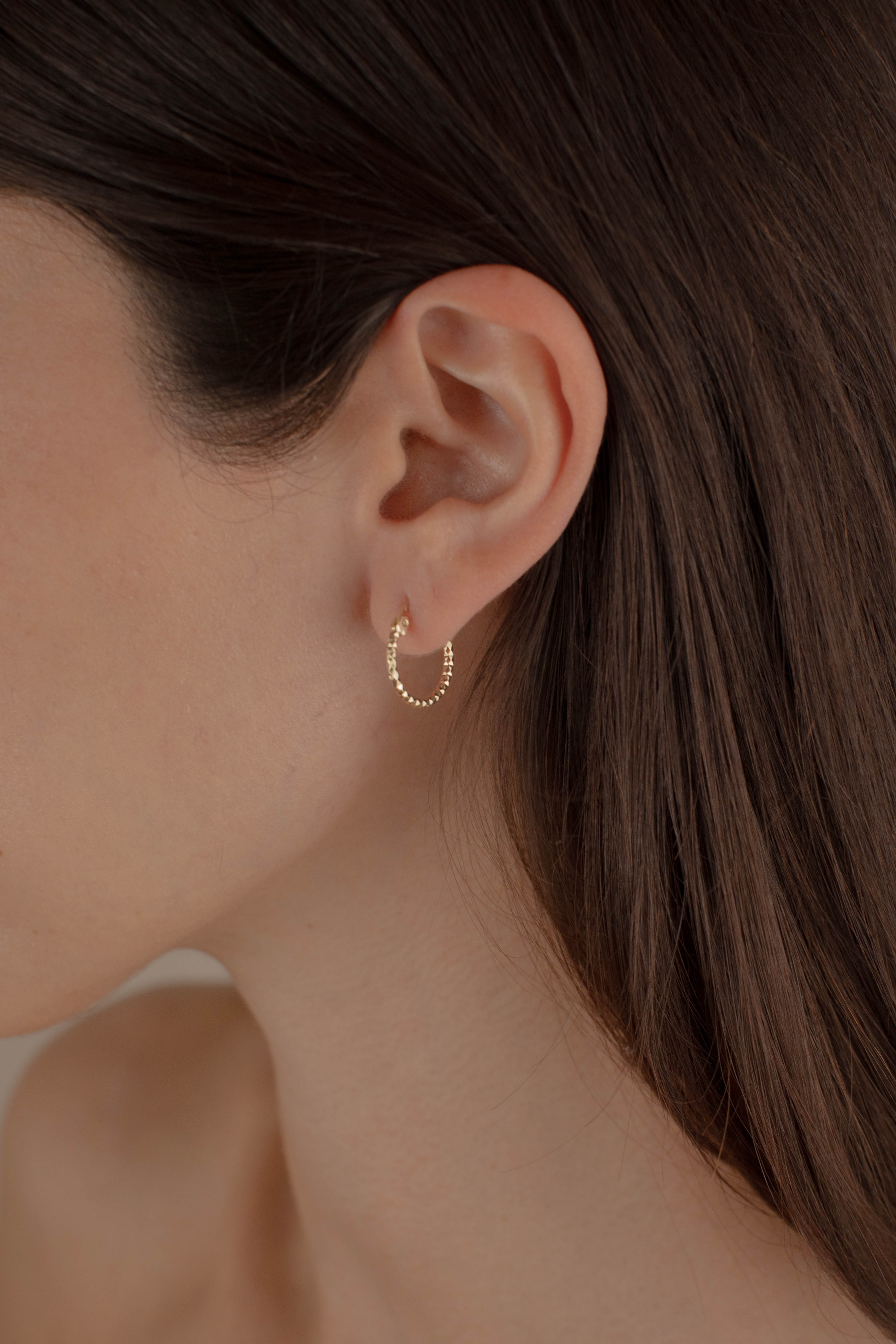 ARRACADA PANAL 1.2CM ORO 10K