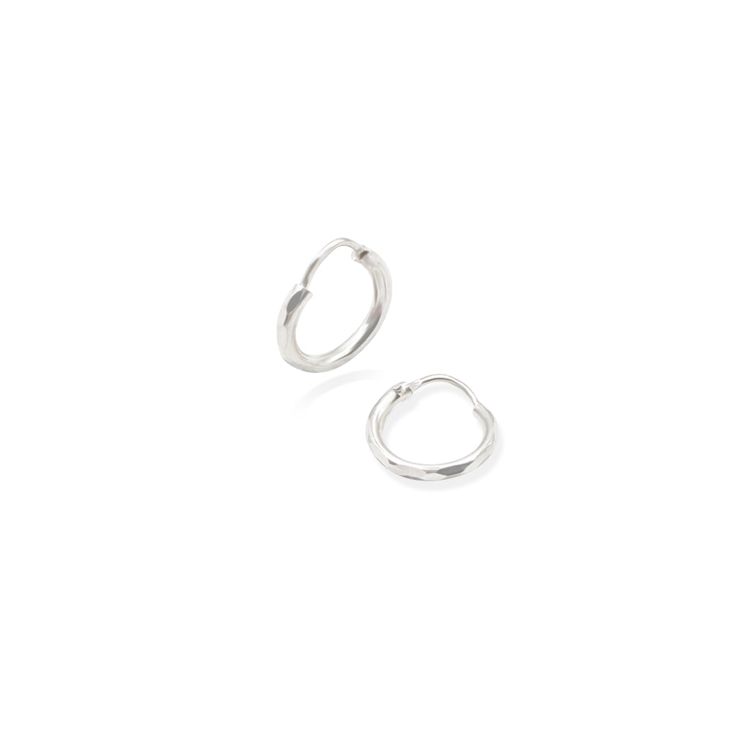 ARRACADA FACETADA 1CM PLATA .925